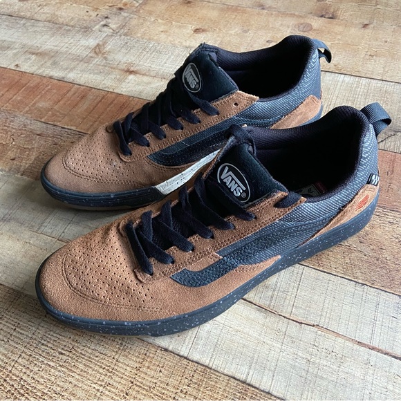 Vans Suede Zion Sneakers 11.5 - Picture 3 of 8